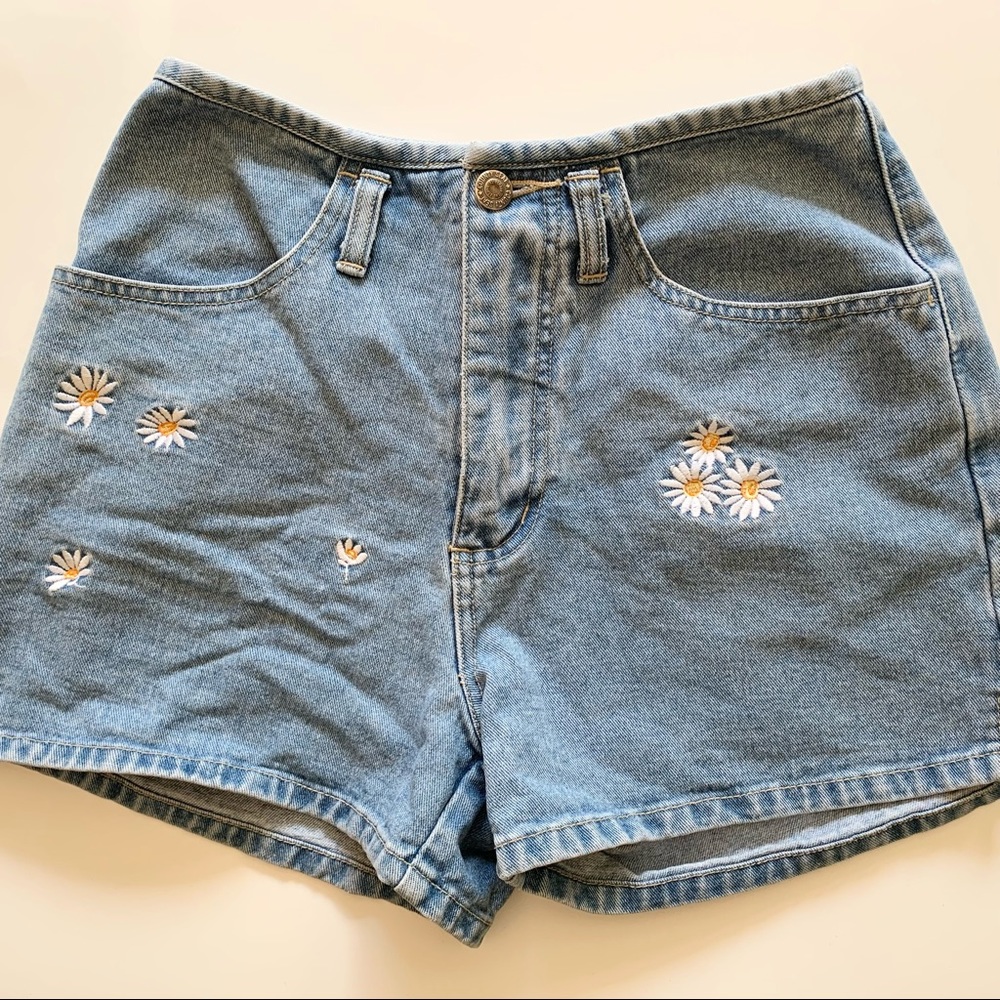 Vintage Jeanswear Denim Daisy Shorts